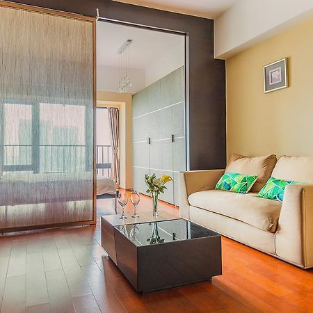 U Hotel Apartment Canton Esterno foto